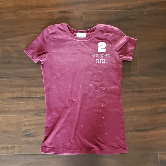 Abercrombie and Fitch t shirt - Picture 1 of 3